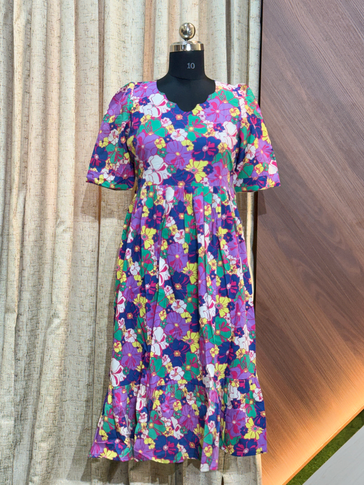 1014  - Frocks