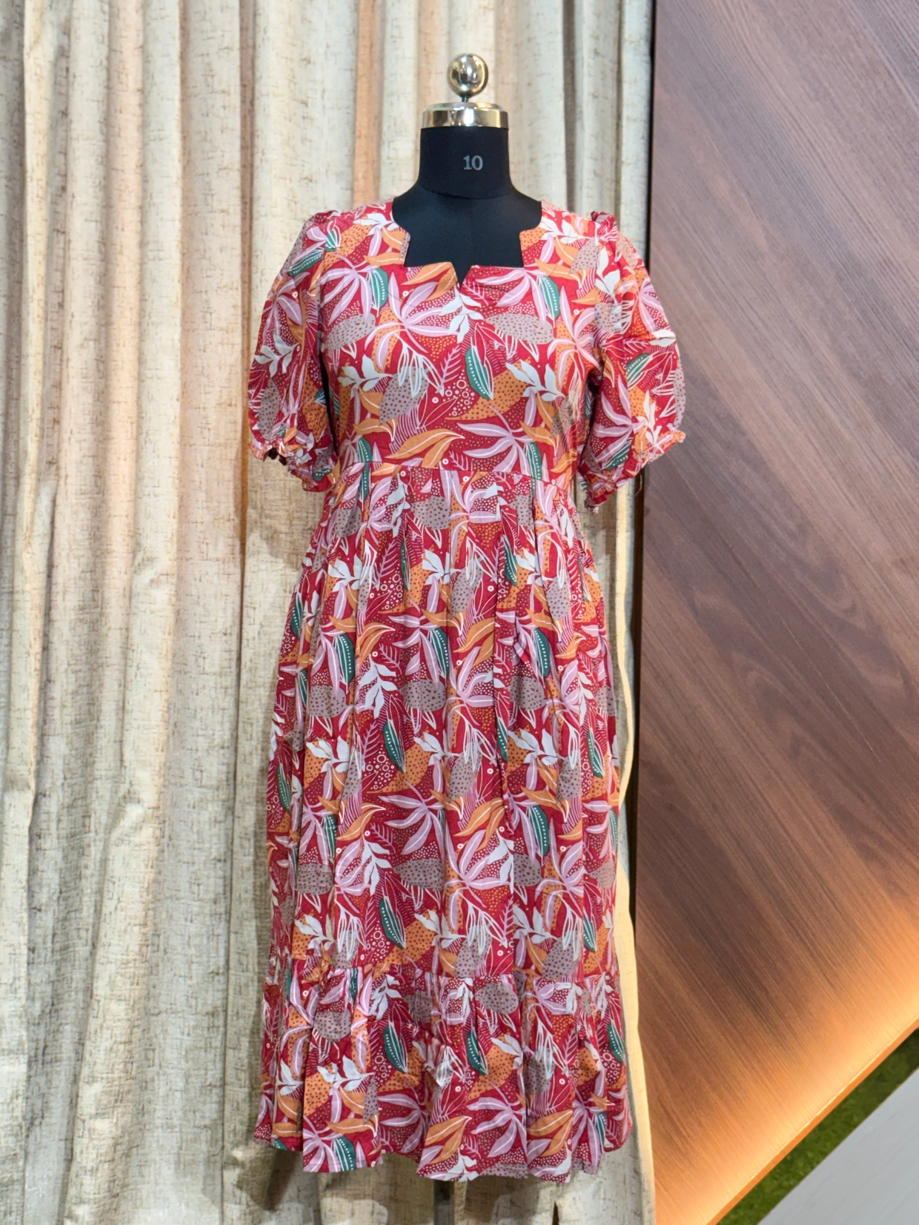 1025  - Frocks