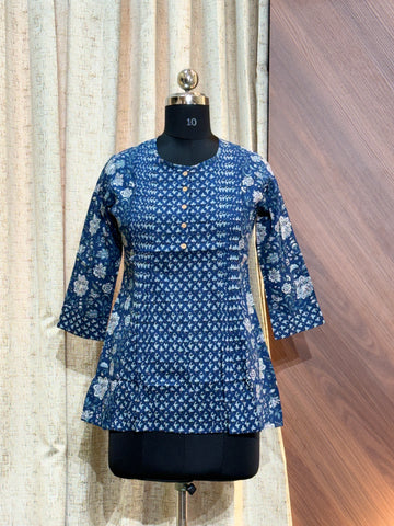 B332  - Short Kurtis
