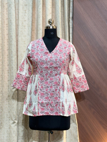 B333  - Short Kurtis
