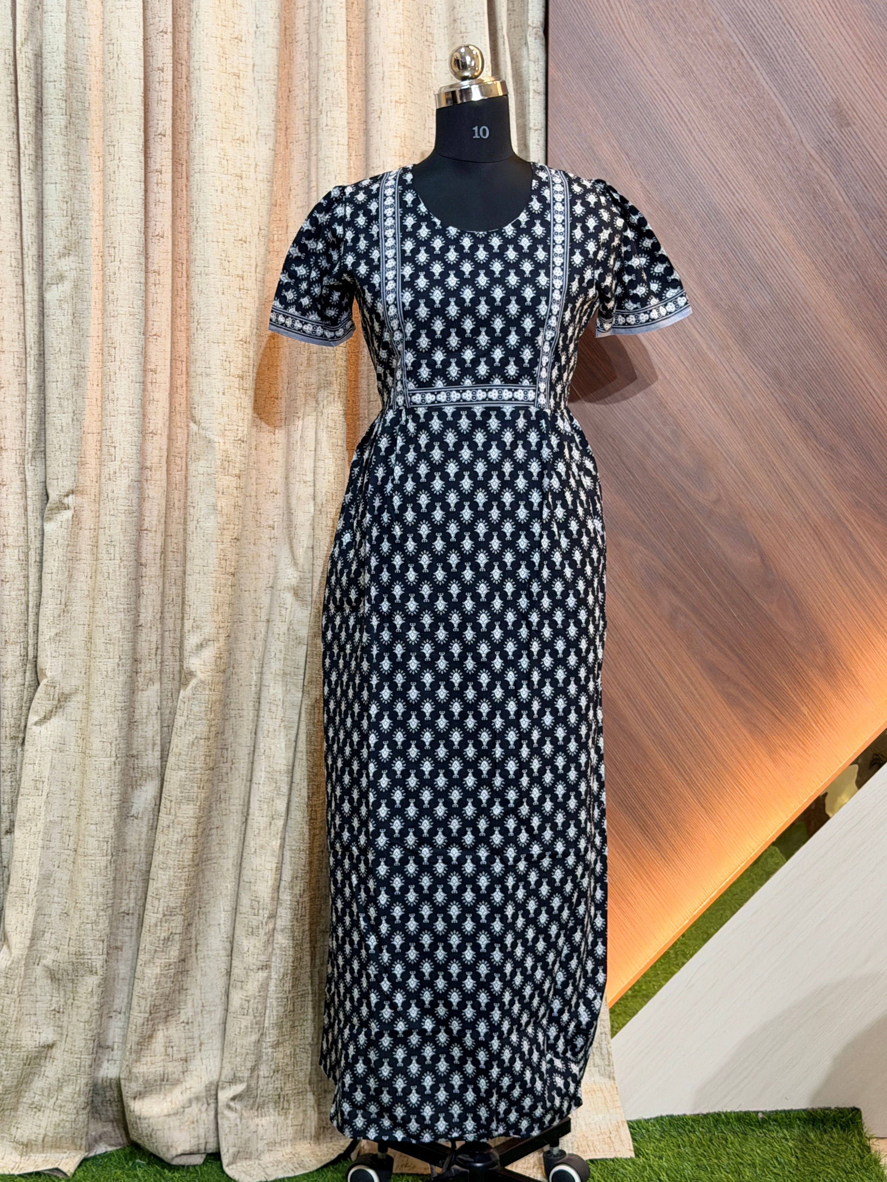 9746 - Frock Style Nighty