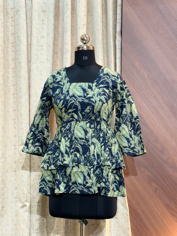 B316  - Short Kurtis