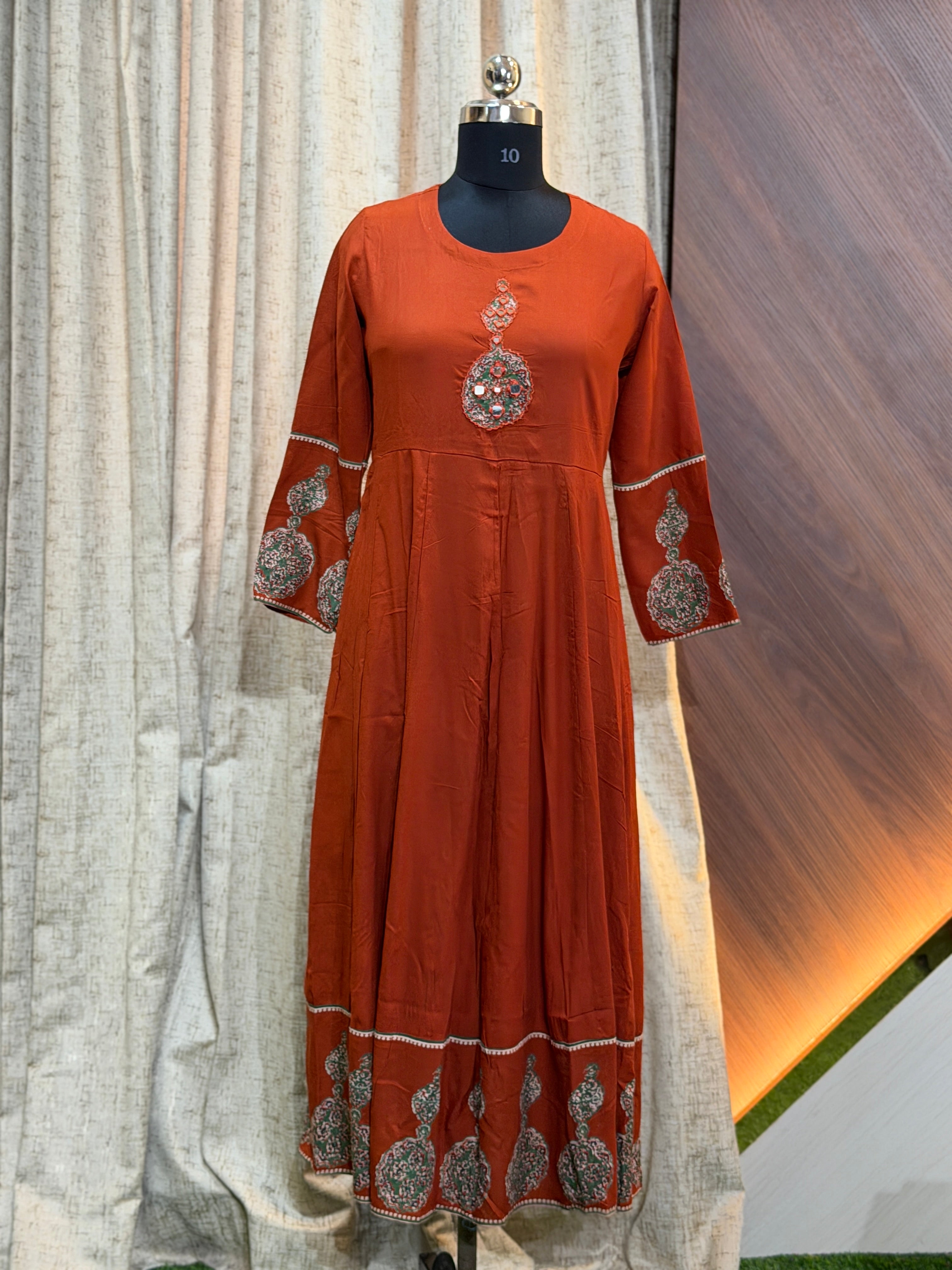 9824 -  Anarkali Kurtis