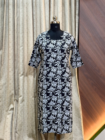 9841 - Daily wear Long Kurtis