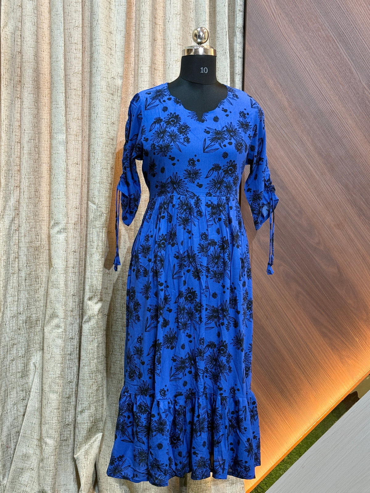 B421  - Frocks