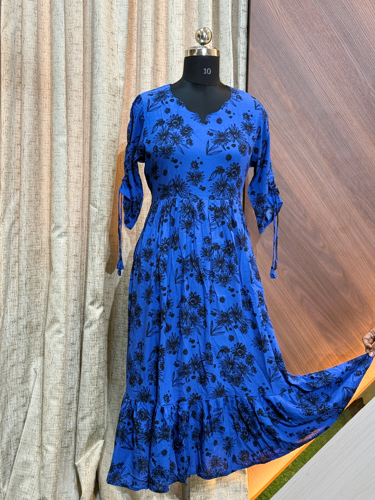 B421  - Frocks