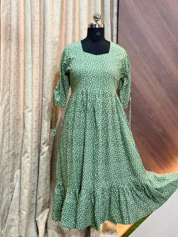 B422  - Frocks