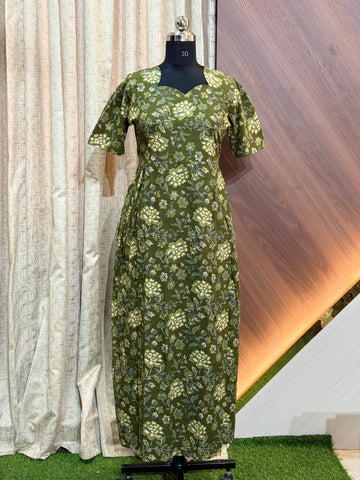 B438 - Frock Style Nighty