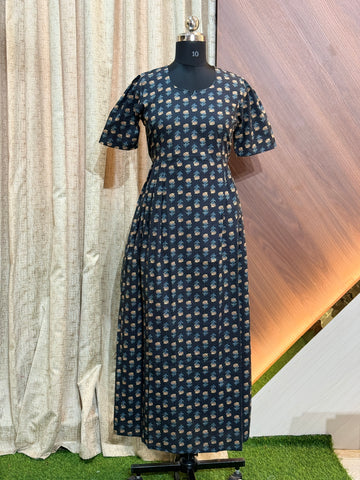 B440 - Frock Style Nighty