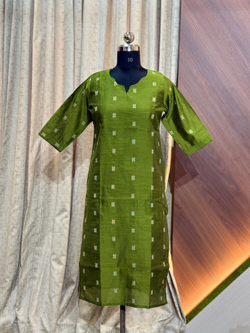 B428 - SILK KURTIS
