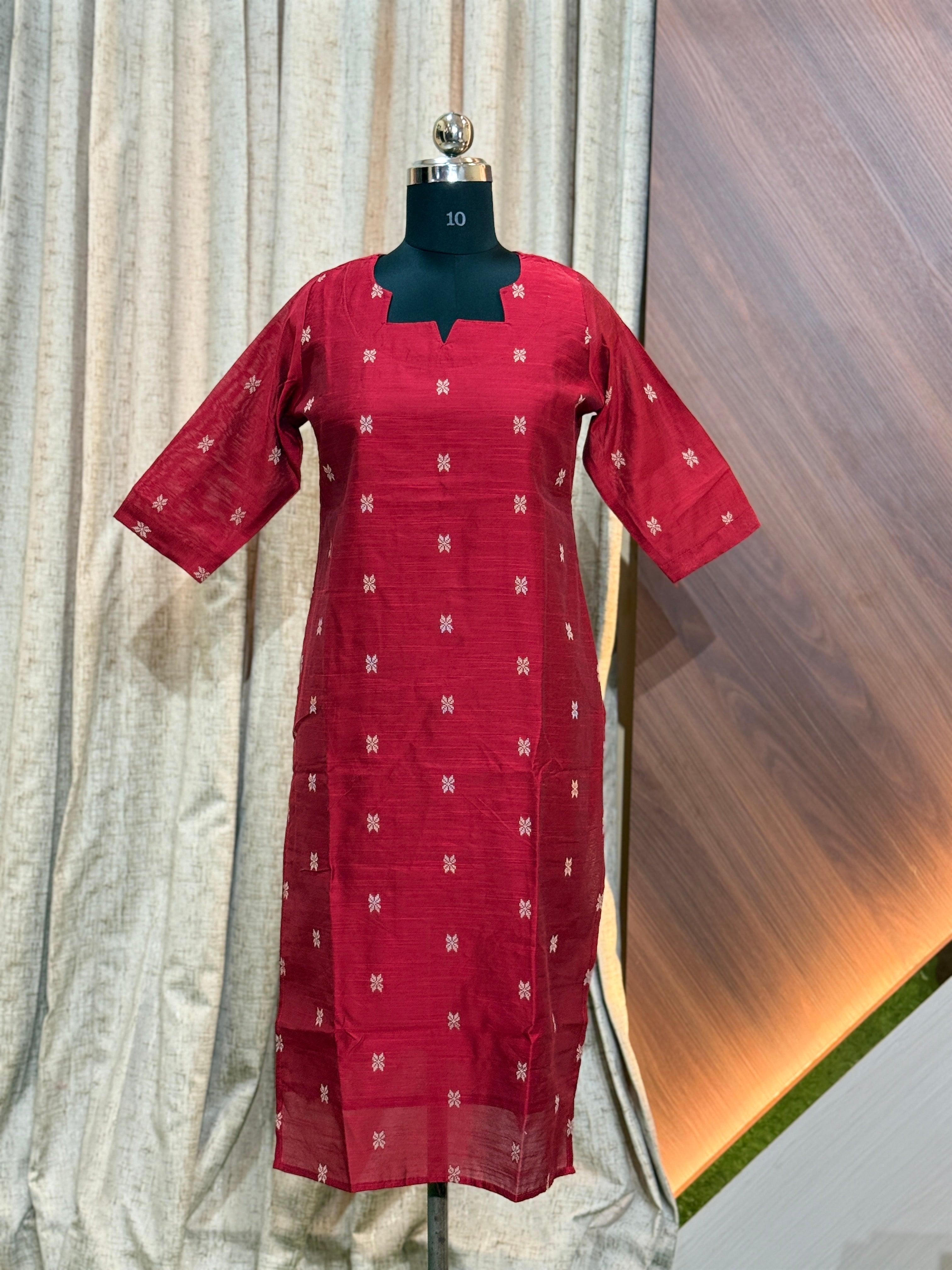 B433 - SILK KURTIS