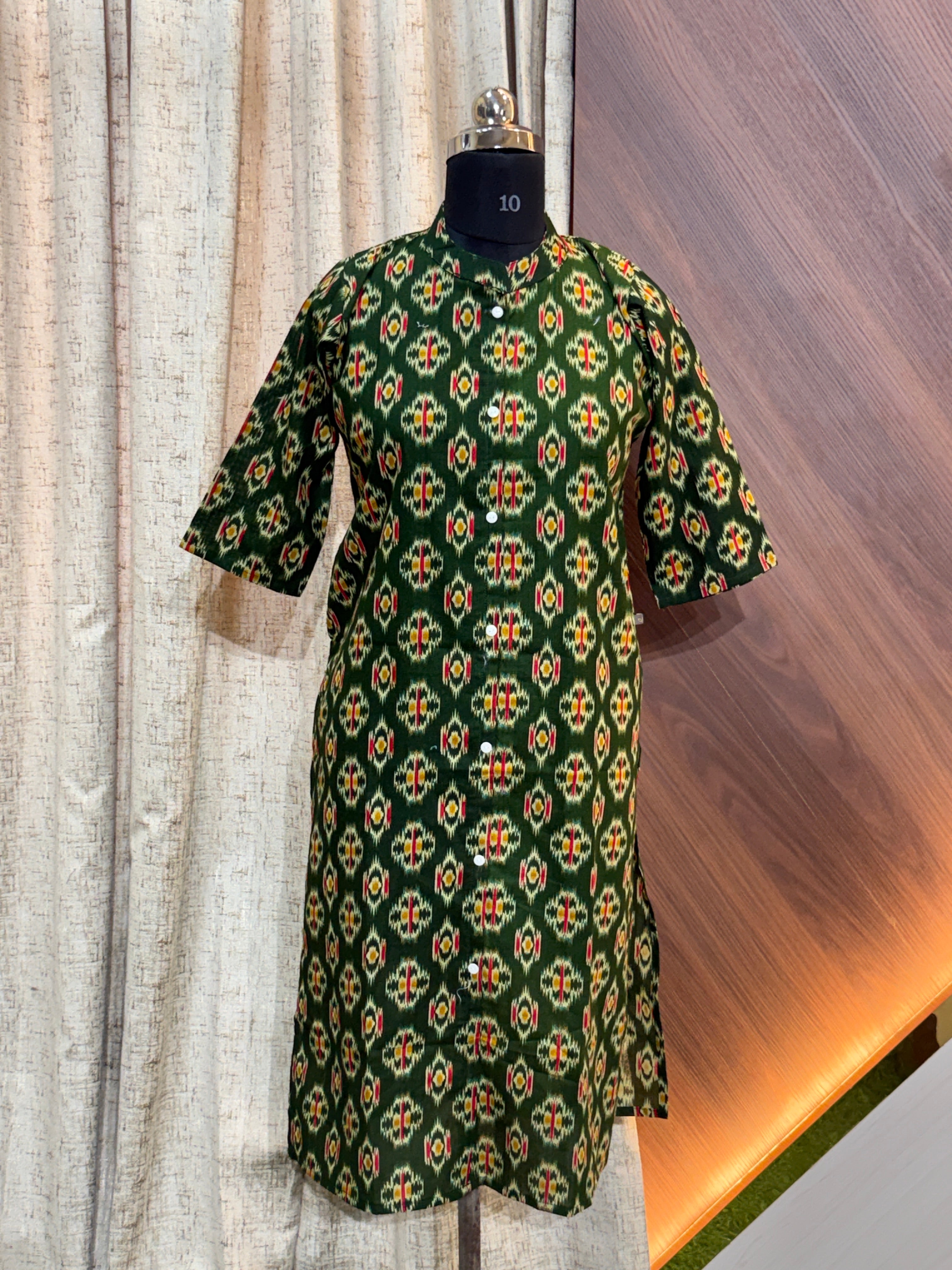 7998 - Daily Wear Cotton Kurtis