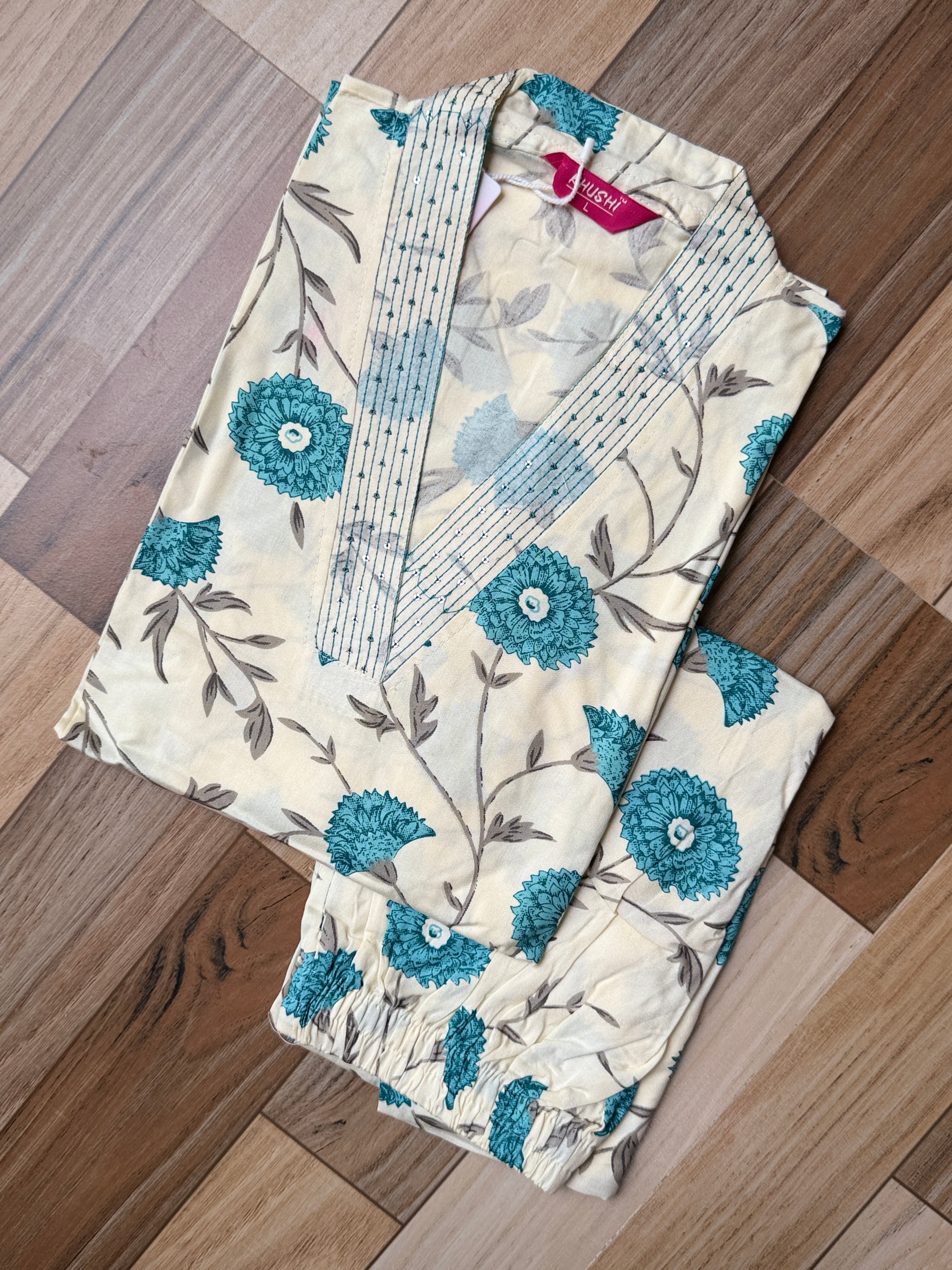 A323  -  Rayon Co-ords