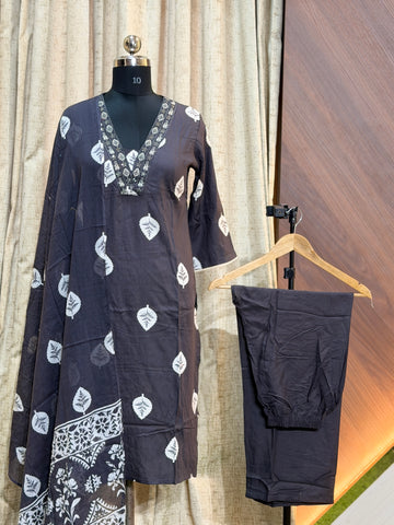 A328 - Kurti with Pant and Dupatta