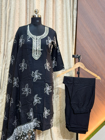 A346 - Kurti with Pant and Dupatta