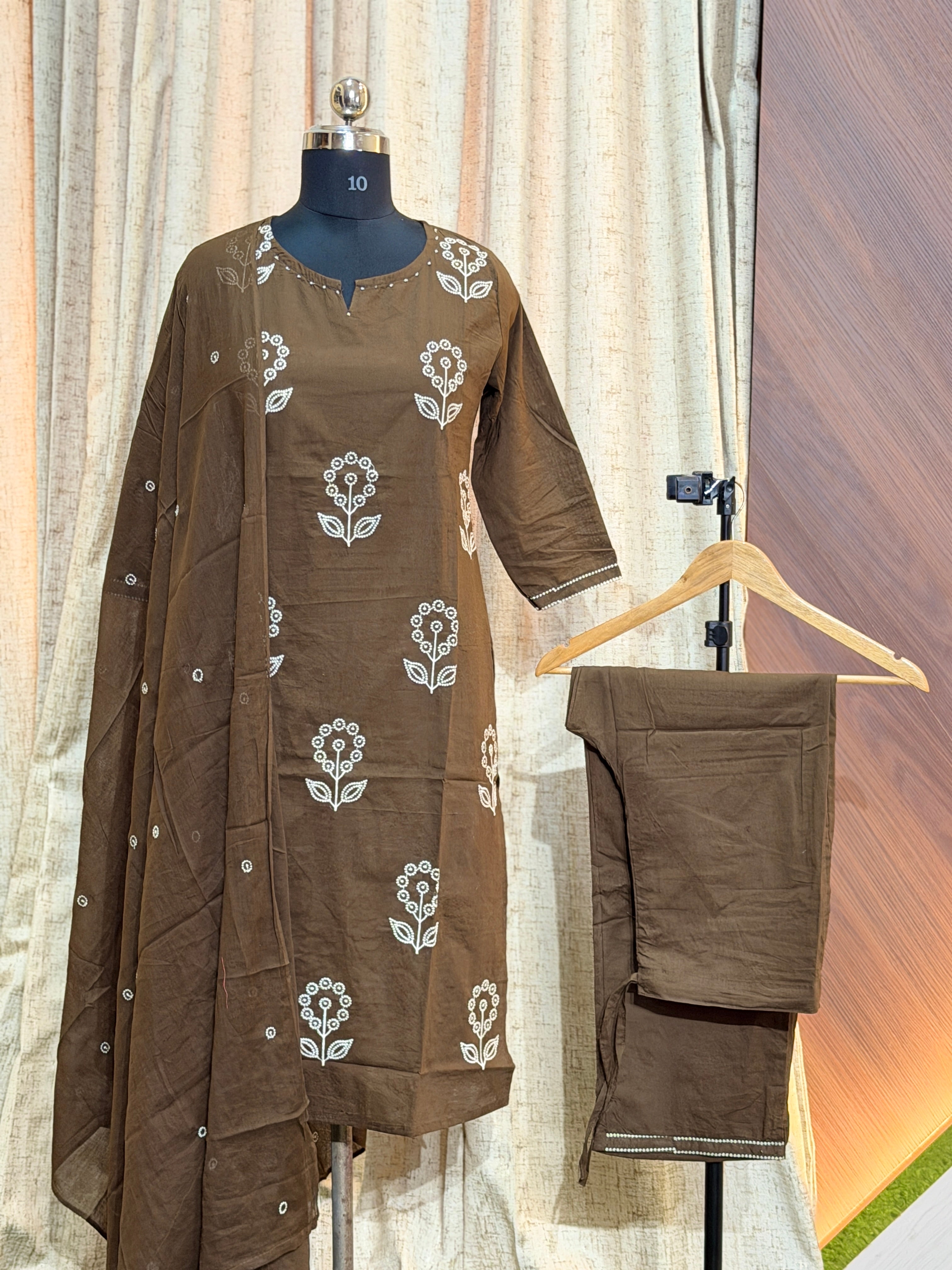 A432 - Kurti with Pant and Dupatta