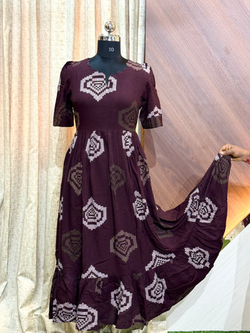 B556 - Fit & Flared Frock