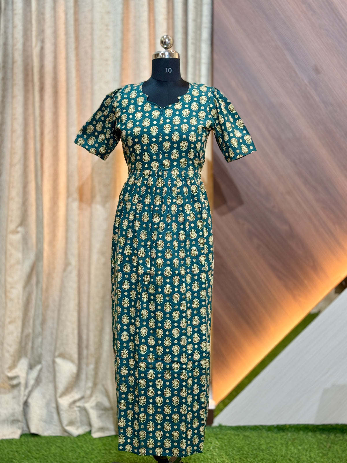 B593 - Frock Style Nighty Feeding with Center Zip