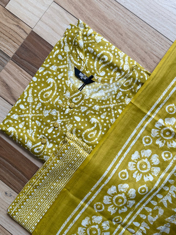 B702 - Cotton 3pc Kurta Set