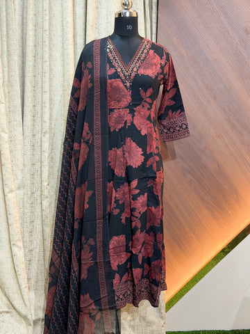 S133  -  Anarkali kurtis with duppatta