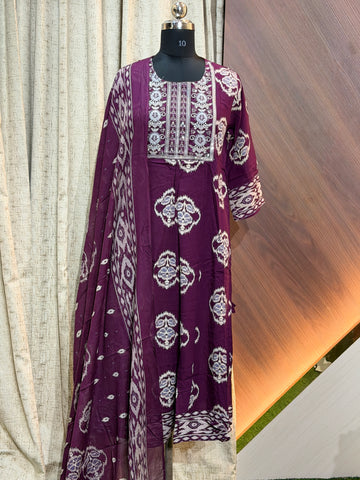 S135  -  Anarkali kurtis with duppatta