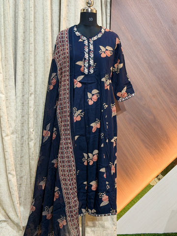 S140  -  Anarkali kurtis with duppatta