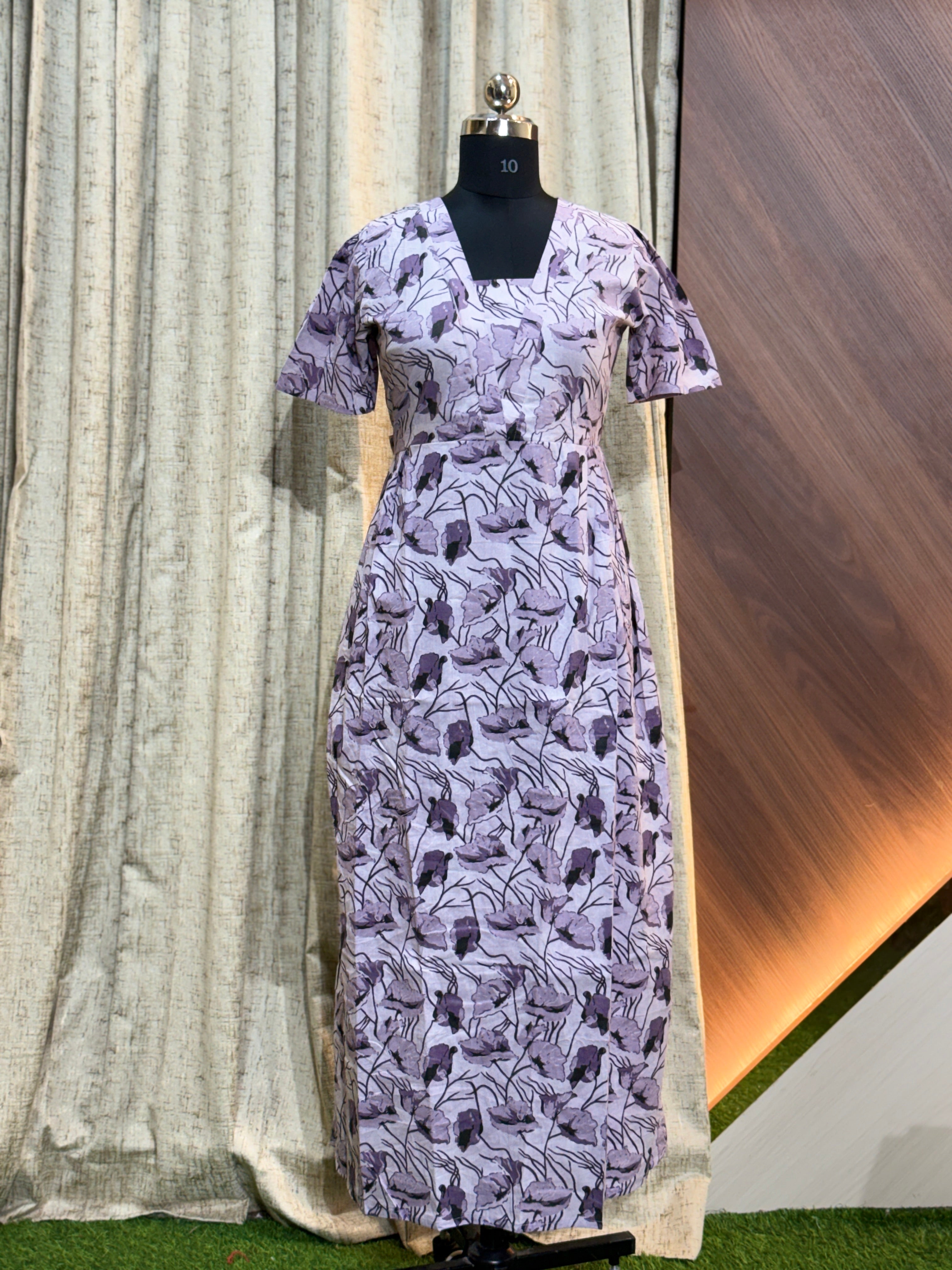 8743 - Frock Style Nighty
