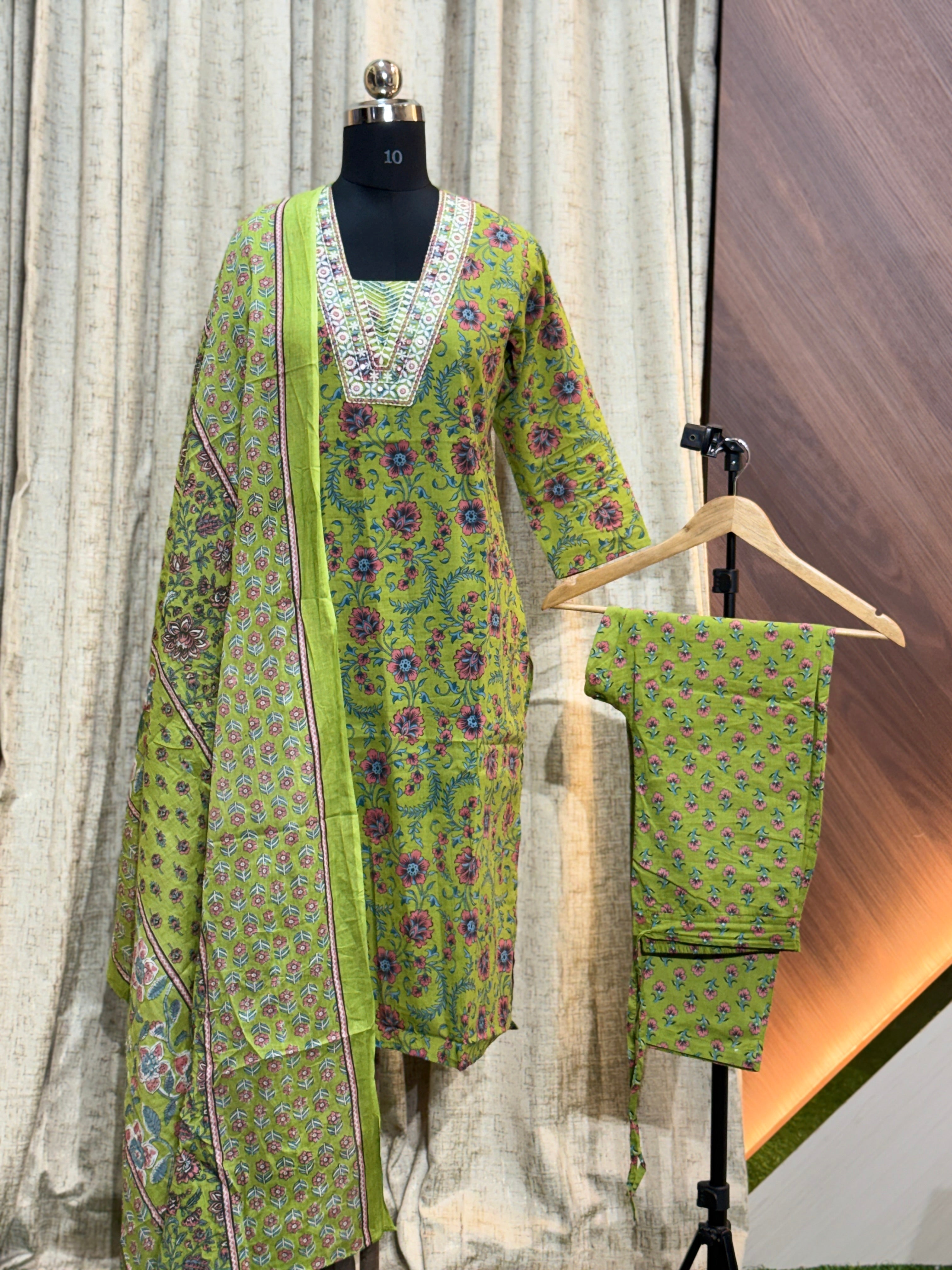 8738 - Cotton 3pc Kurta Set