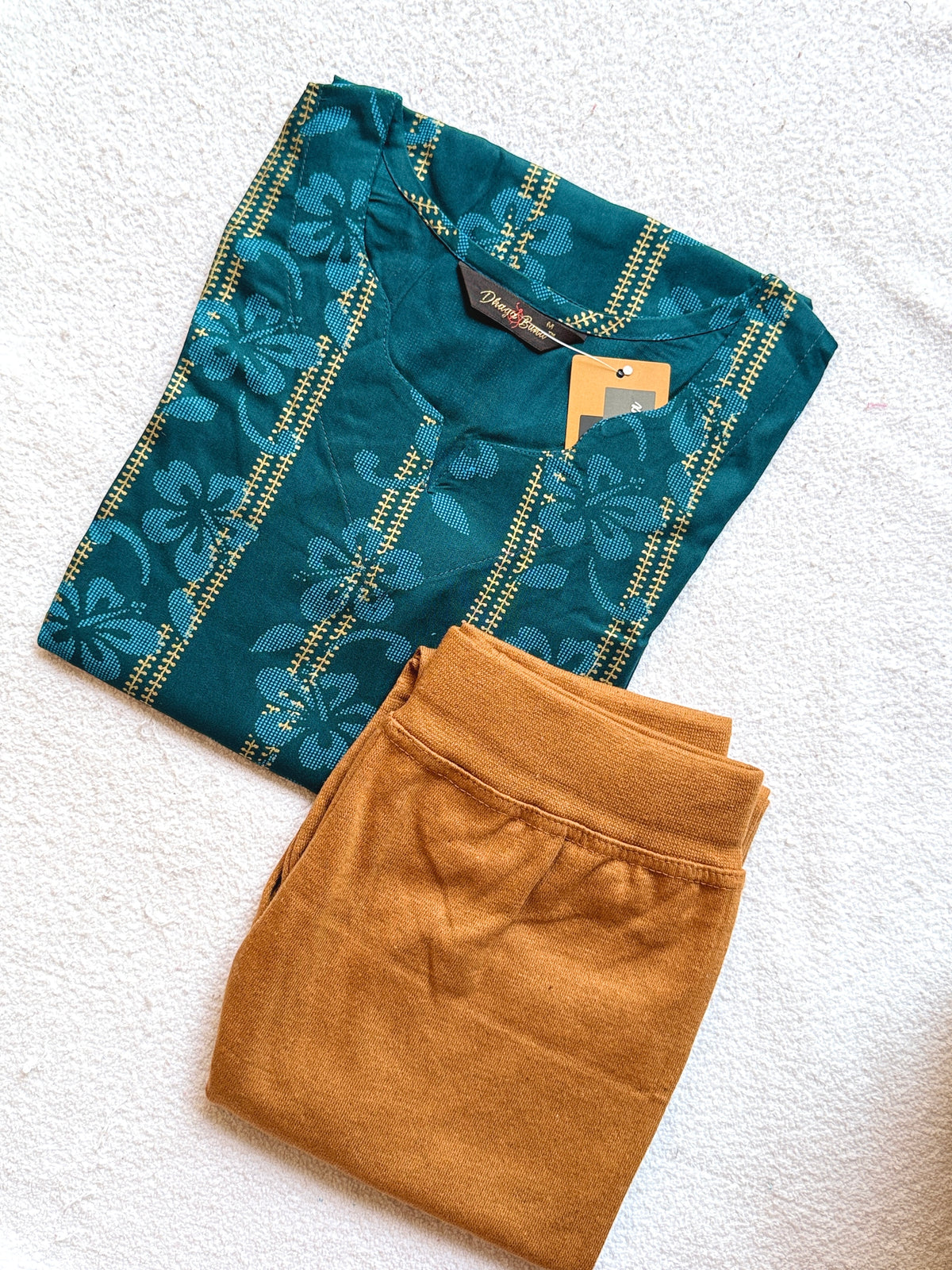 B872 - Kurti with Jeggings Combo
