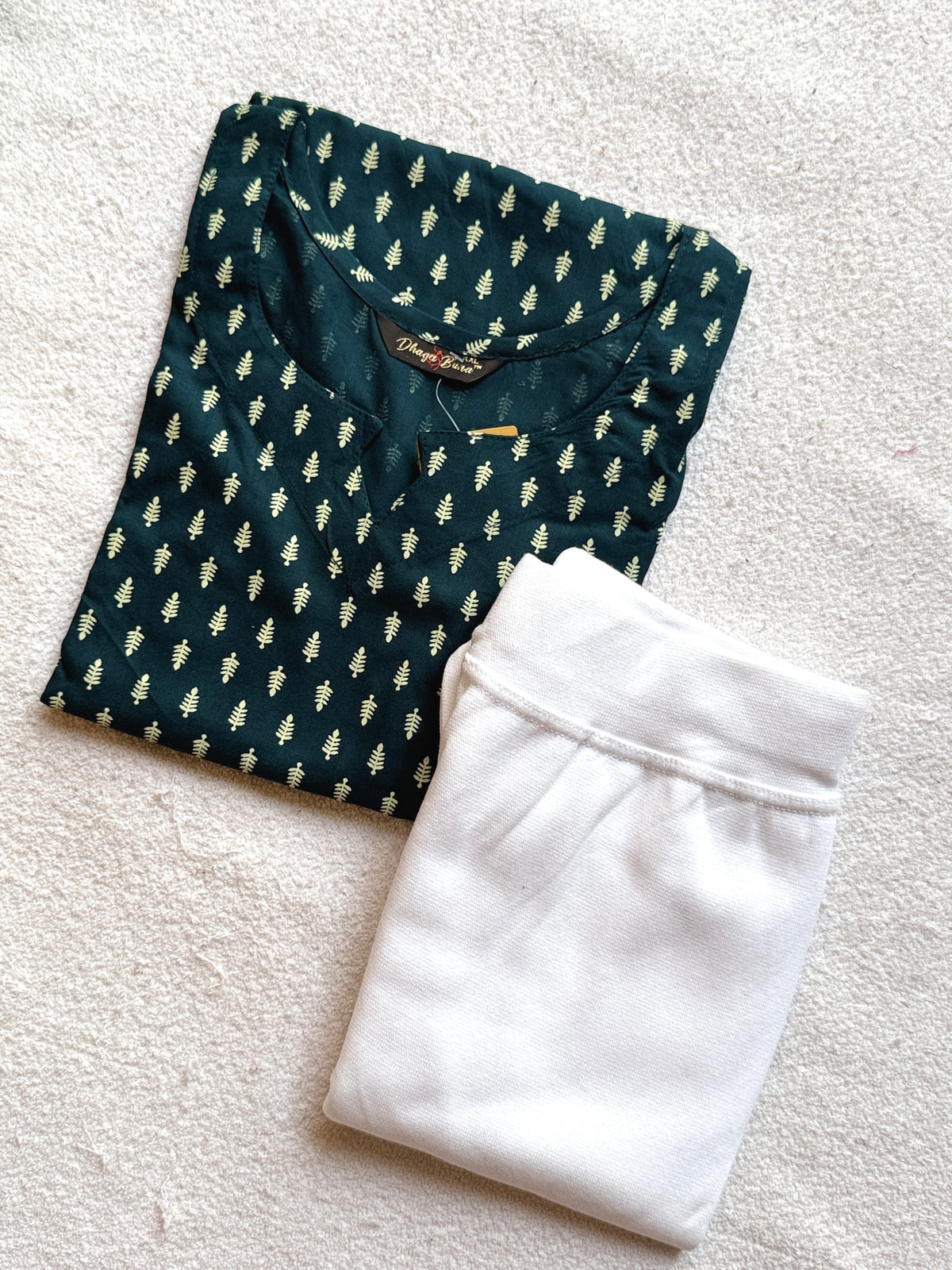 B881 - Kurti with Jeggings Combo
