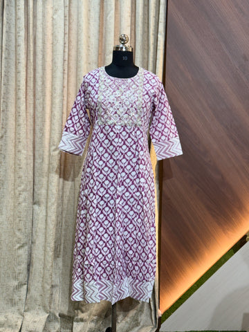 8841 -  Anarkali Kurtis