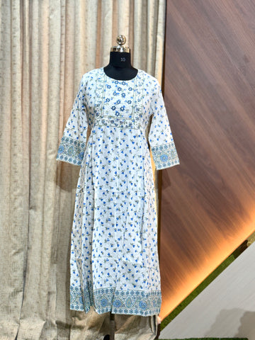8854 -  Anarkali Kurtis