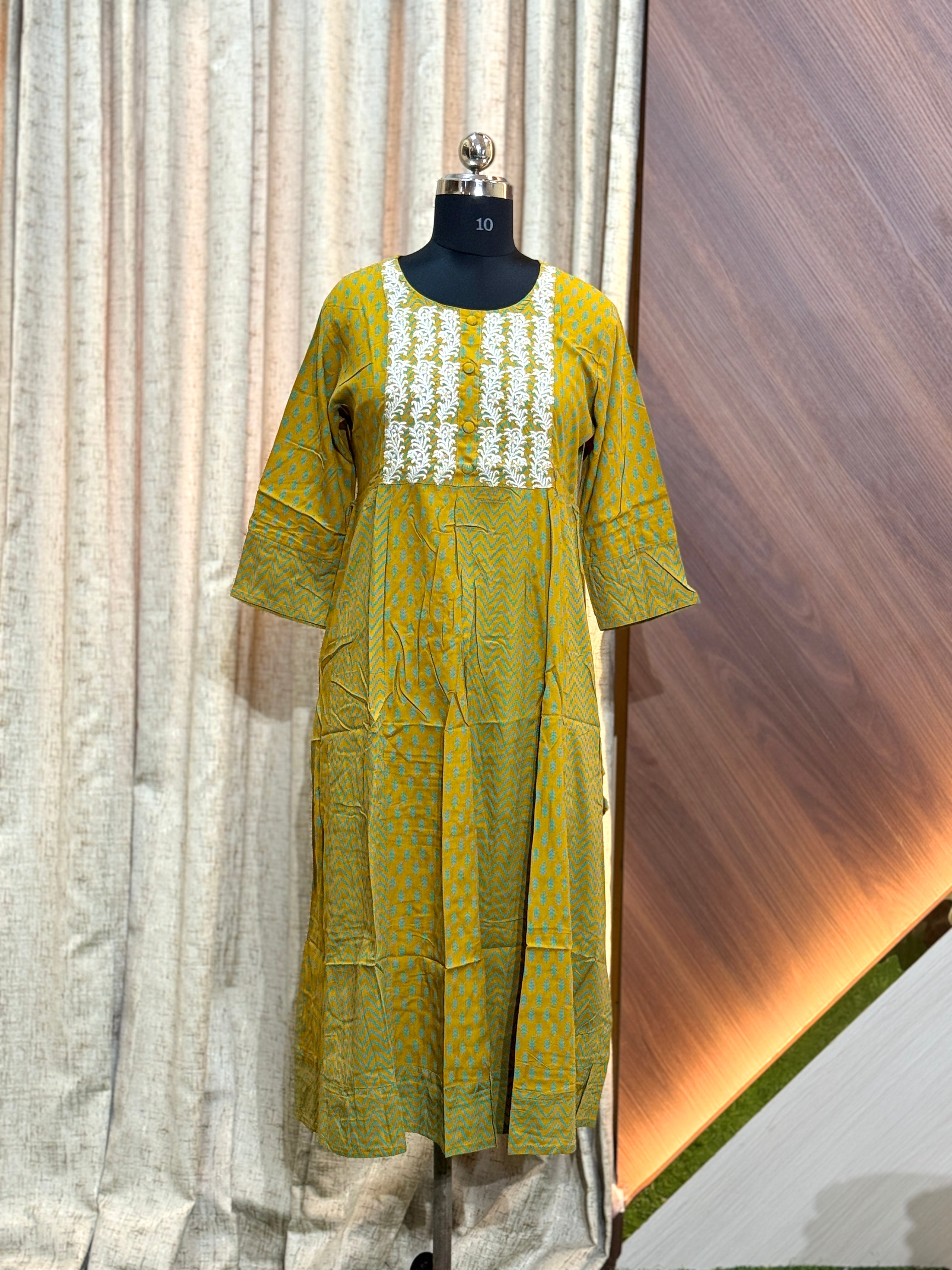 8855 -  Anarkali Kurtis