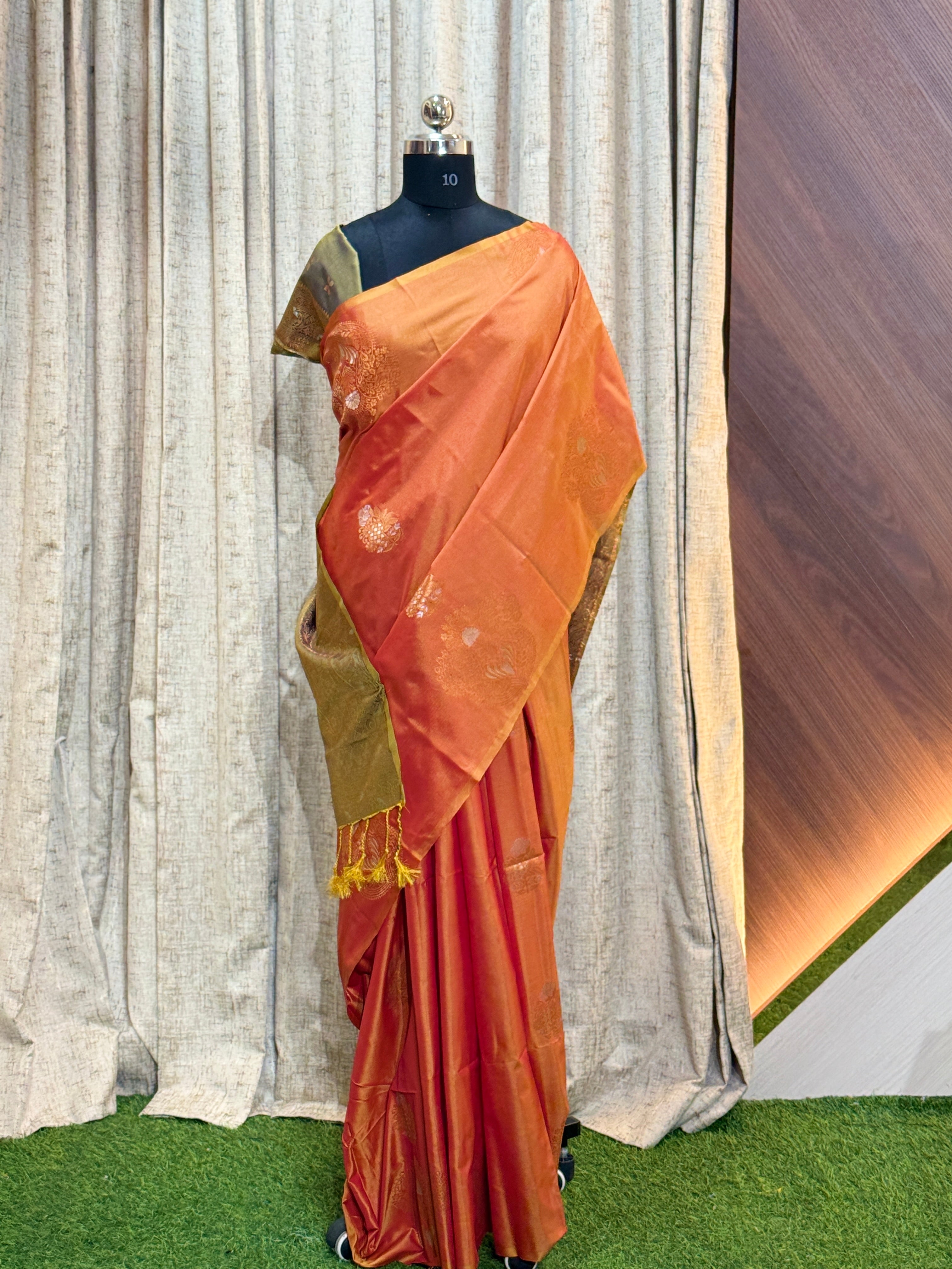8876   -  Soft Silk Saree