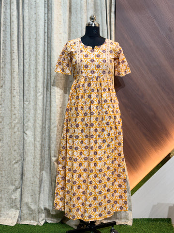 8928 - Frock Style Nighty