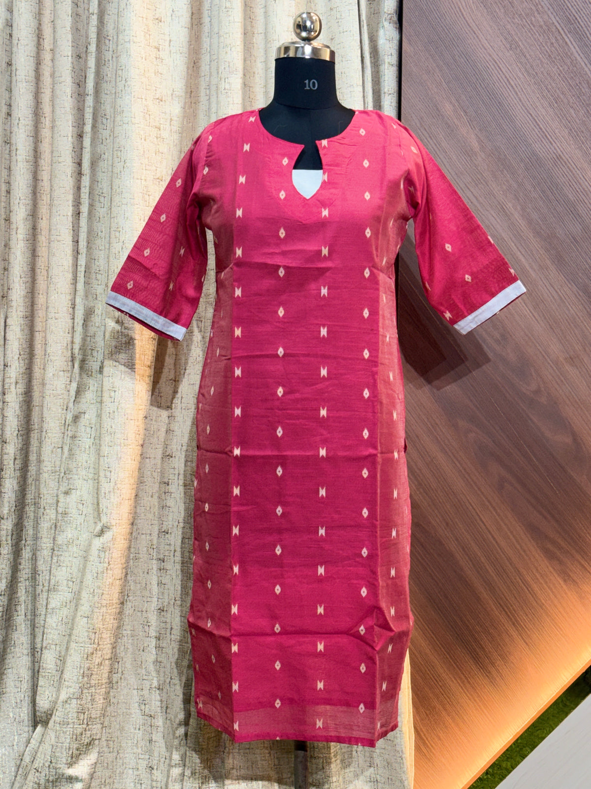 B433 - SILK KURTIS (For a wider hipline, buy one size larger)
