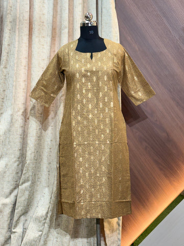 8999 -  SILK KURTIS