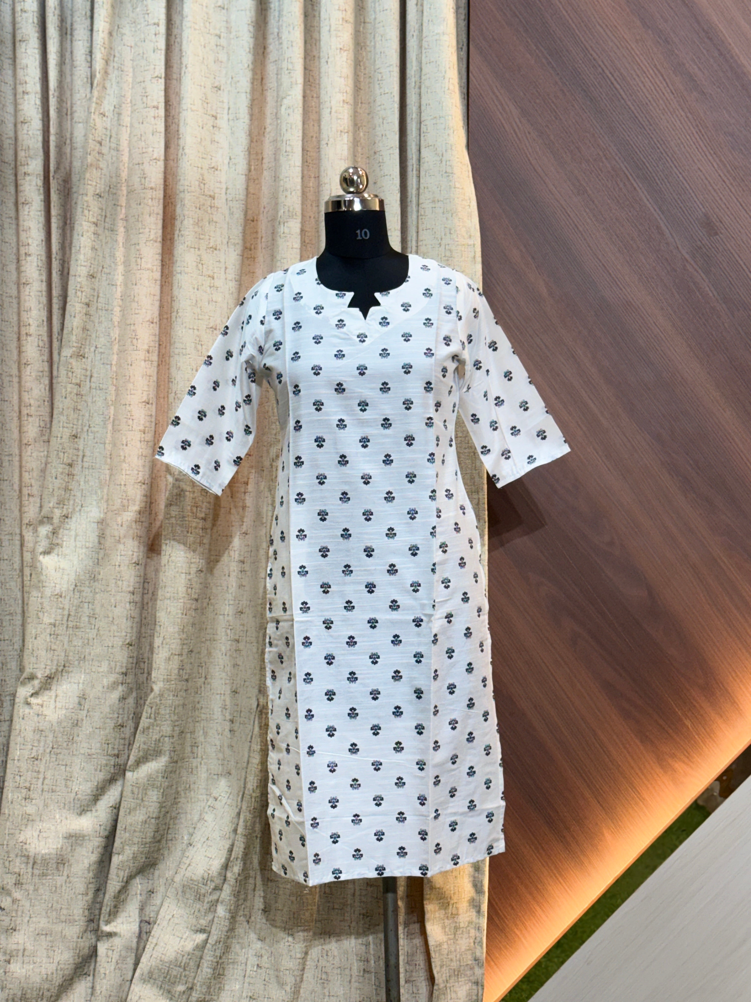 8994 -  SILK KURTIS