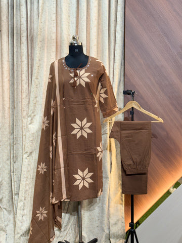 9017 - Cotton 3pc Kurta Set