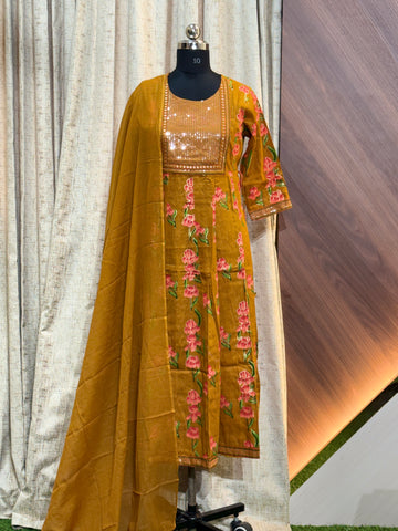 9035 -  Anarkali kurtis with duppatta