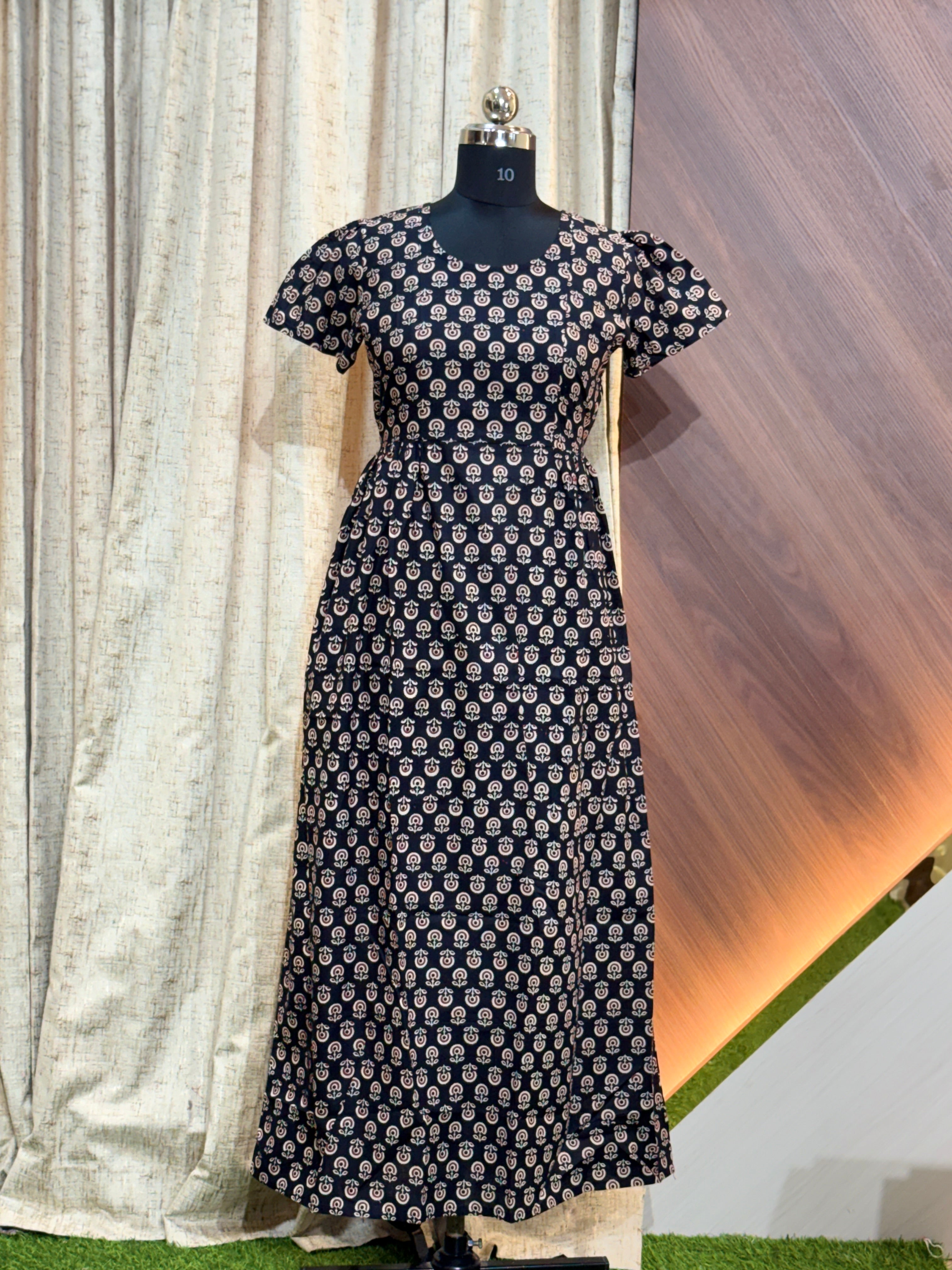 9055 - Frock Style Nighty