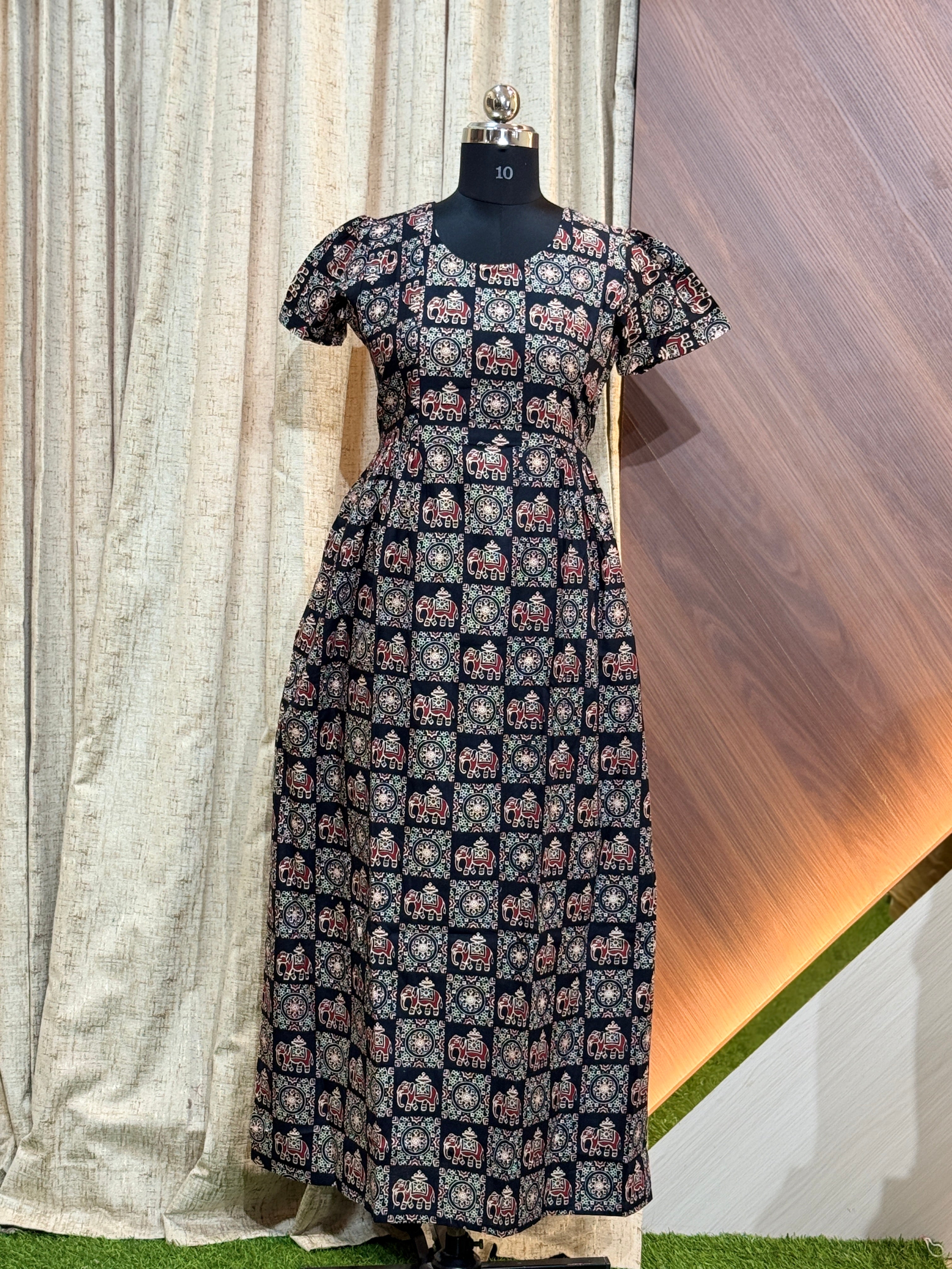 9052 - Frock Style Nighty