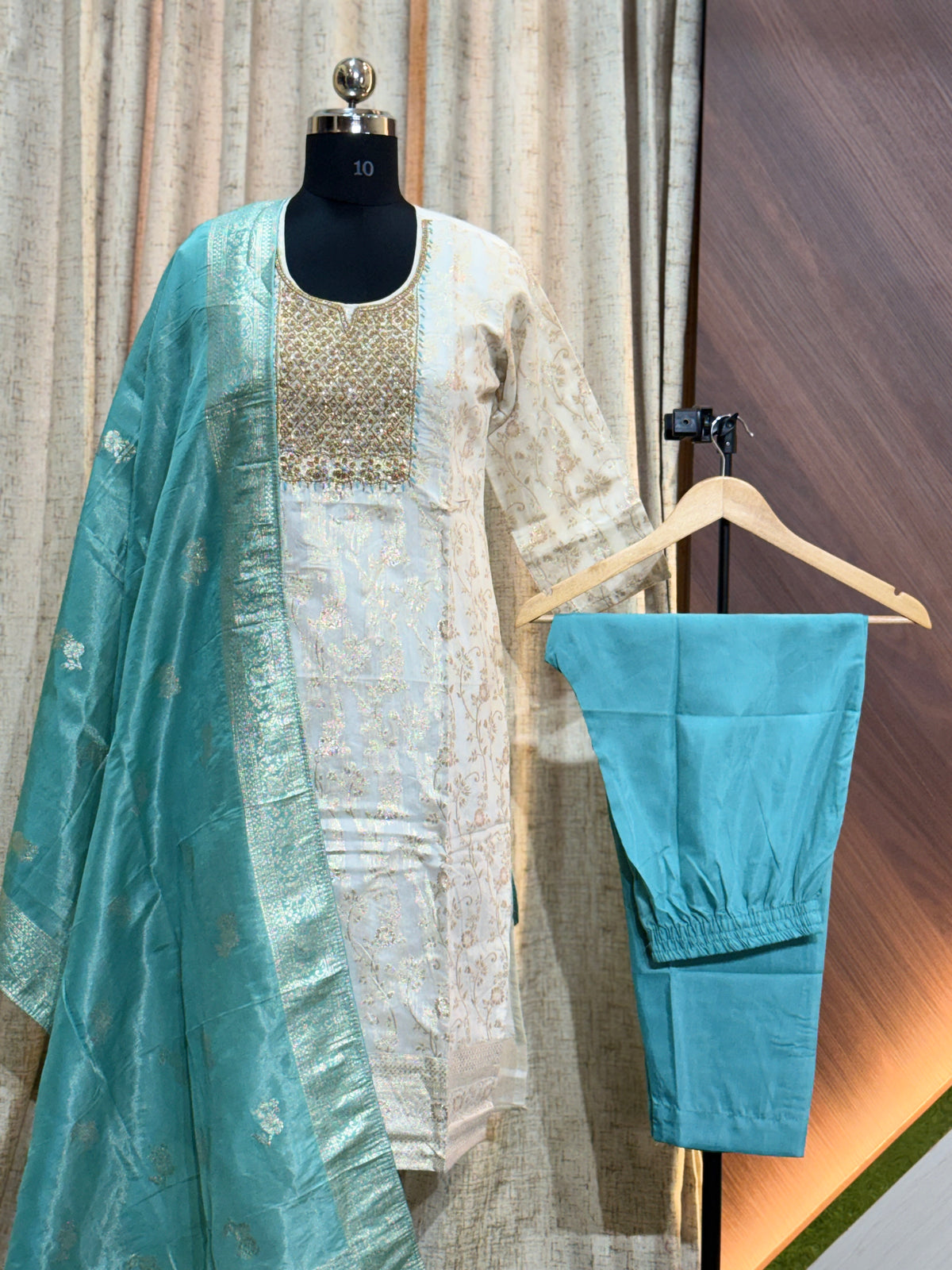 S004  - Kurti with Pant and Dupatta