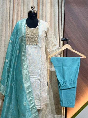 S004  - Kurti with Pant and Dupatta
