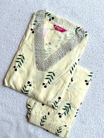 B977  - Co-ords Rayon