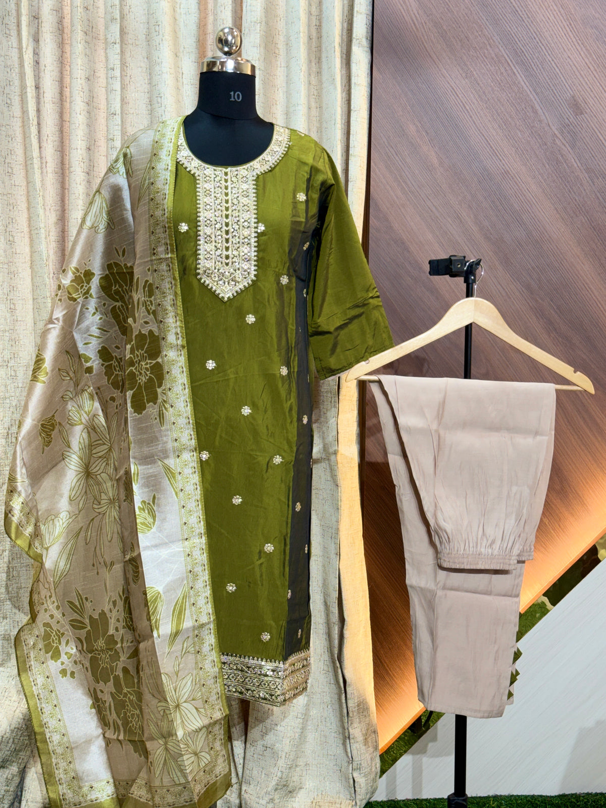 B998  - Kurti with Pant and Dupatta