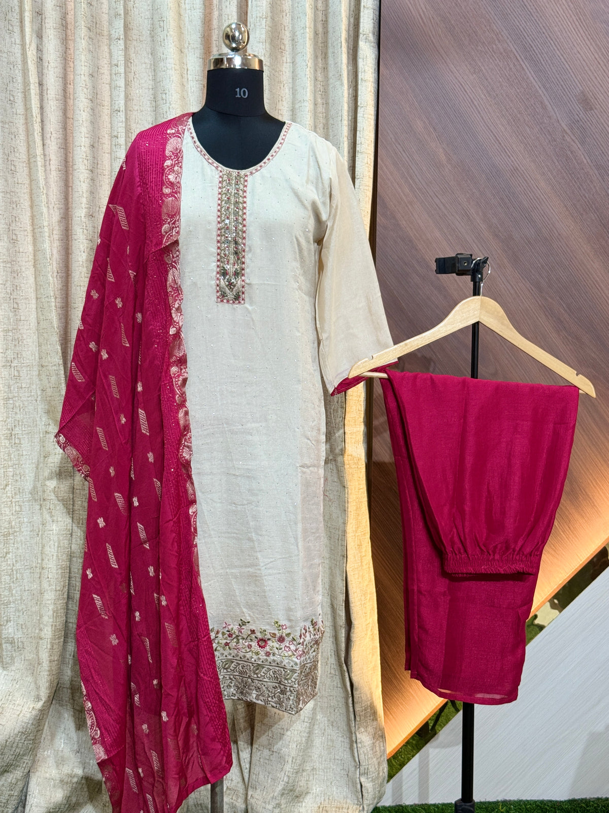 B986  - Kurti with Pant and Dupatta