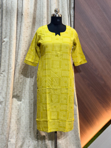 9137 - Daily wear Kurtis