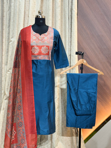 9145 - Kurti with pant and Duppatta