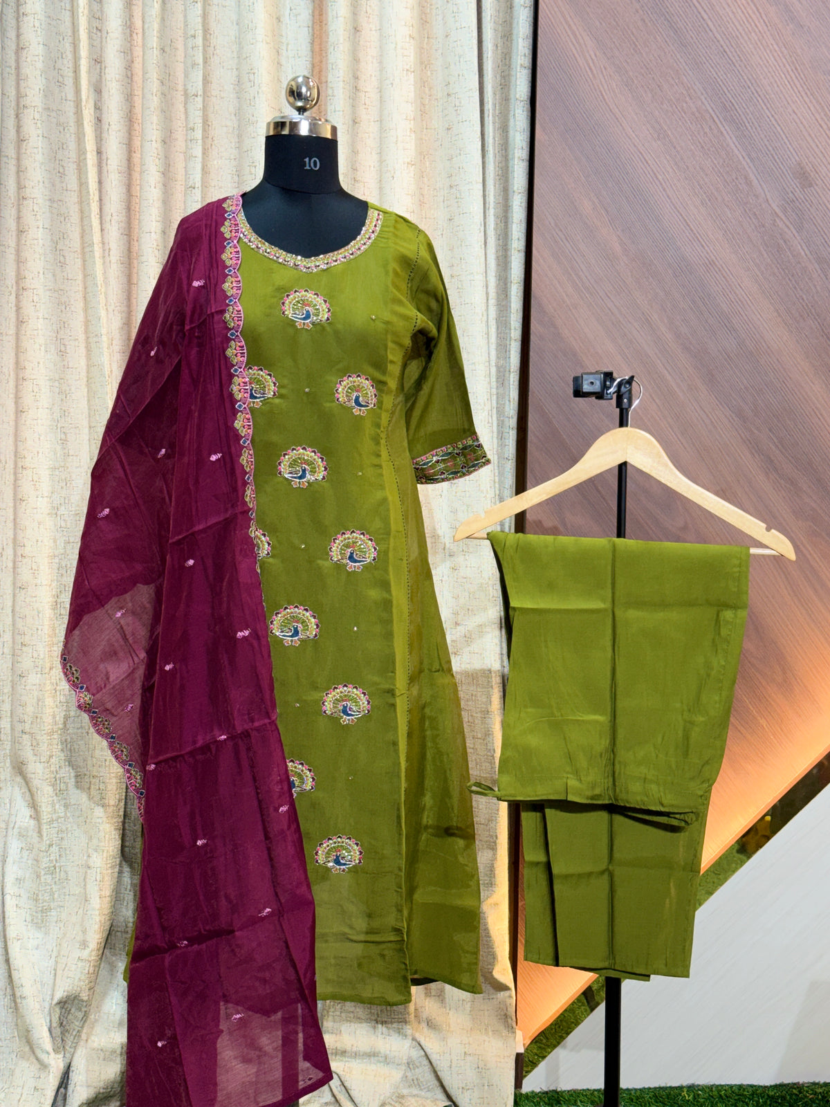 S033 - Kurti with Pant and Dupatta